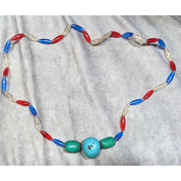 Handmade Retro Plastic And Stone Beaded Necklace - Picture 5 of 5